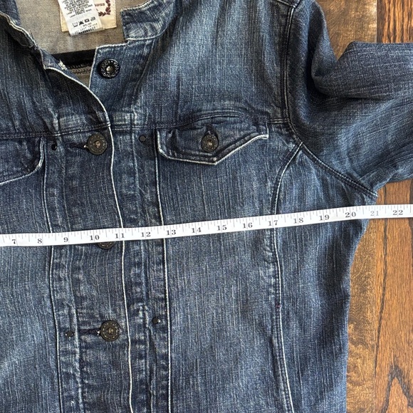 Classic Dark Blue Denim Jacket - Picture 4 of 6